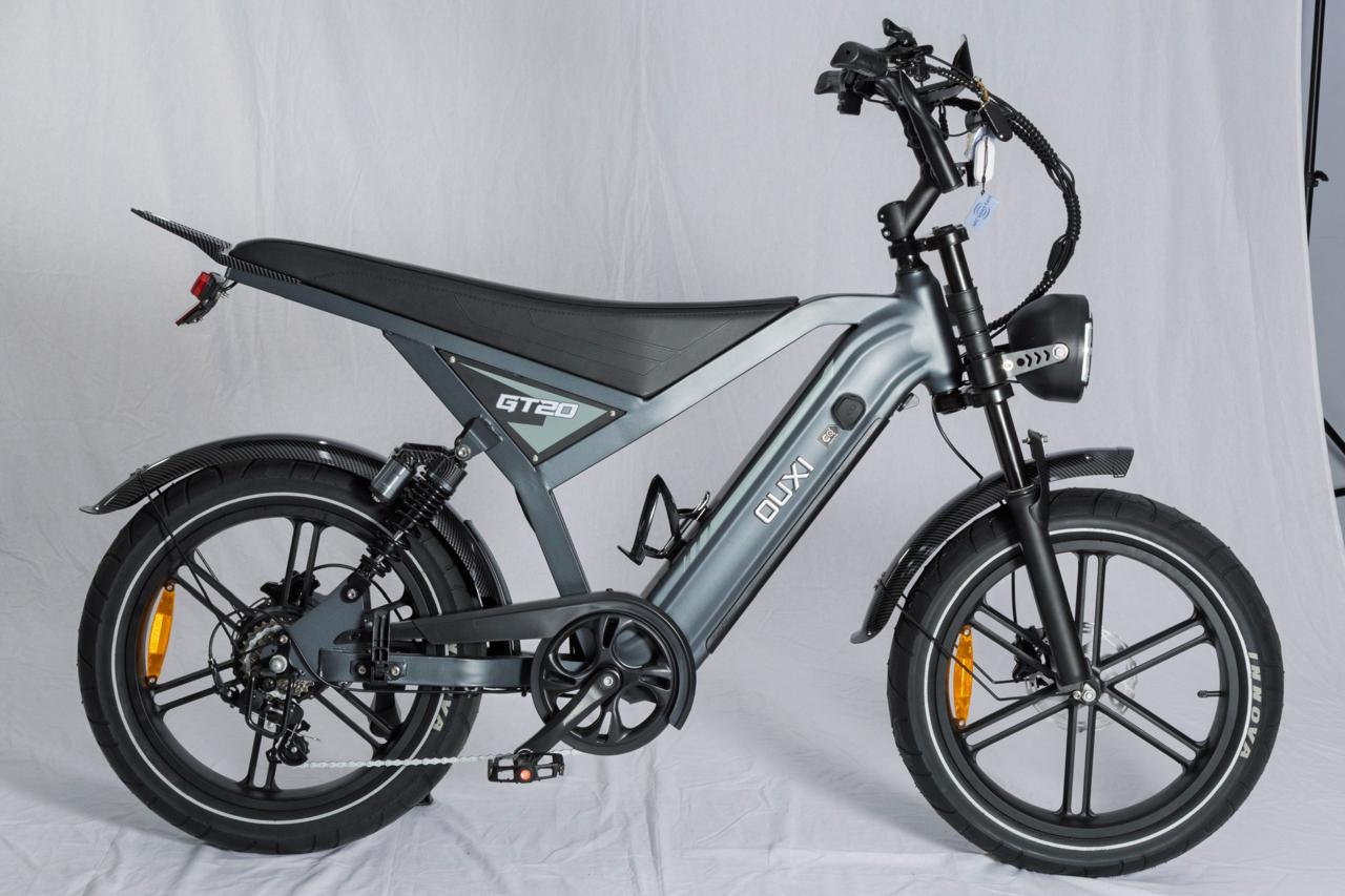 E-bike elétrica fat tire cinza importada por Gustavo